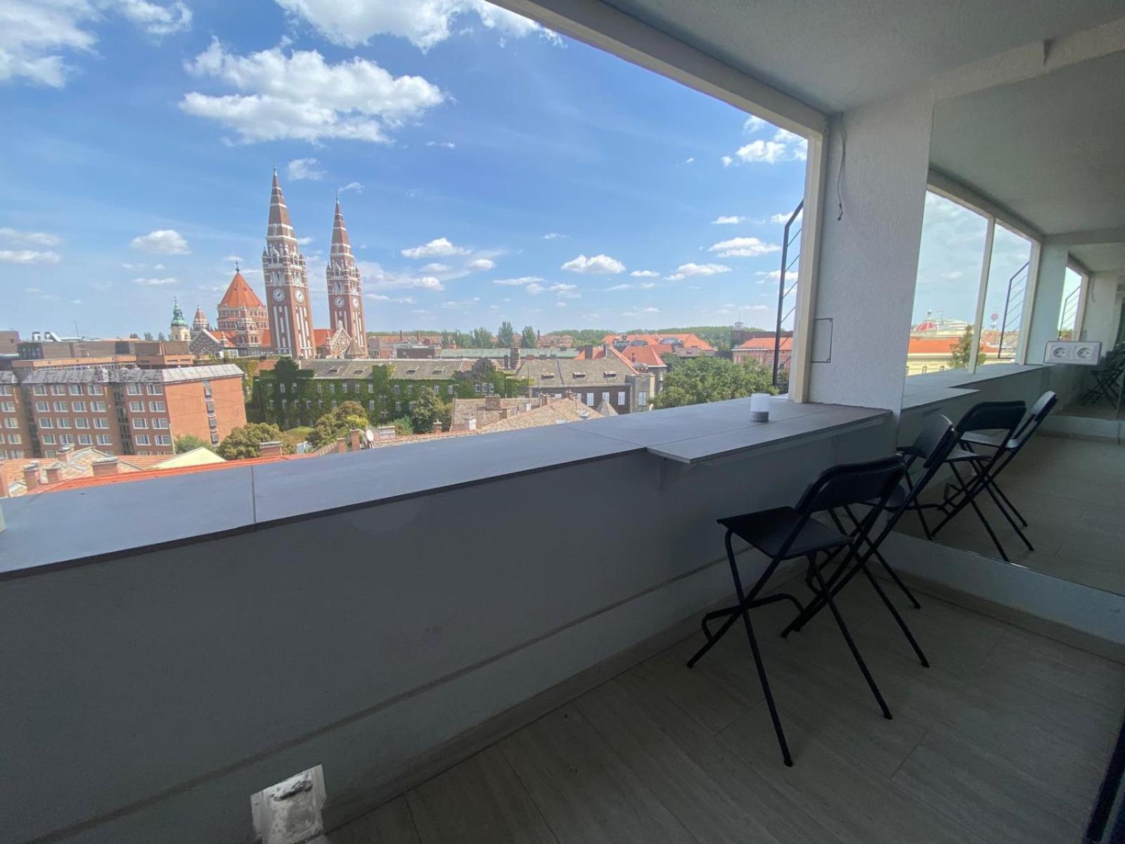 Breathtaking View Bestern Apartment Szeged Exterior photo